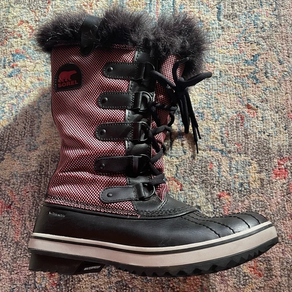 Sorel Tofino Winter Boots - Picture 6 of 9